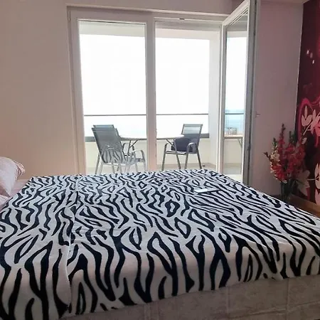 Natali Apartment